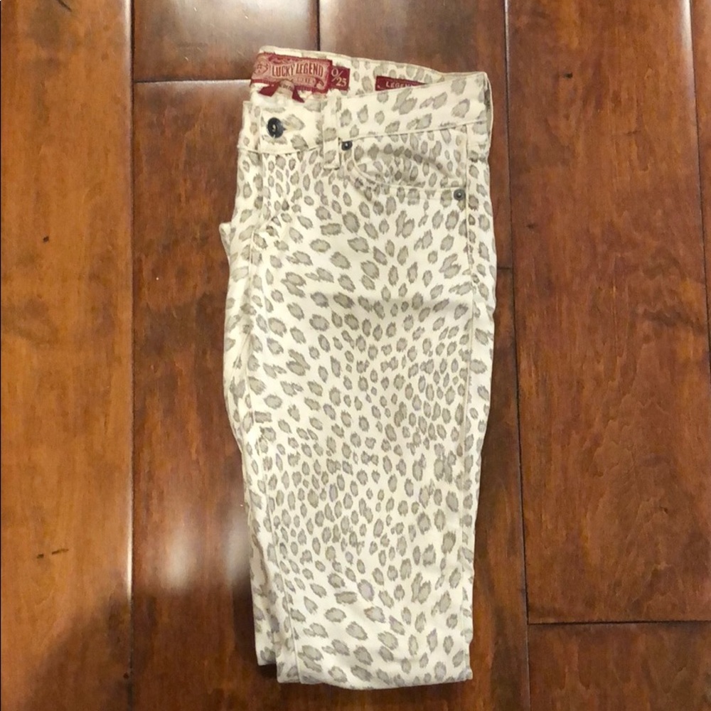 Gently used Lucky Brand Legend Capri jeans